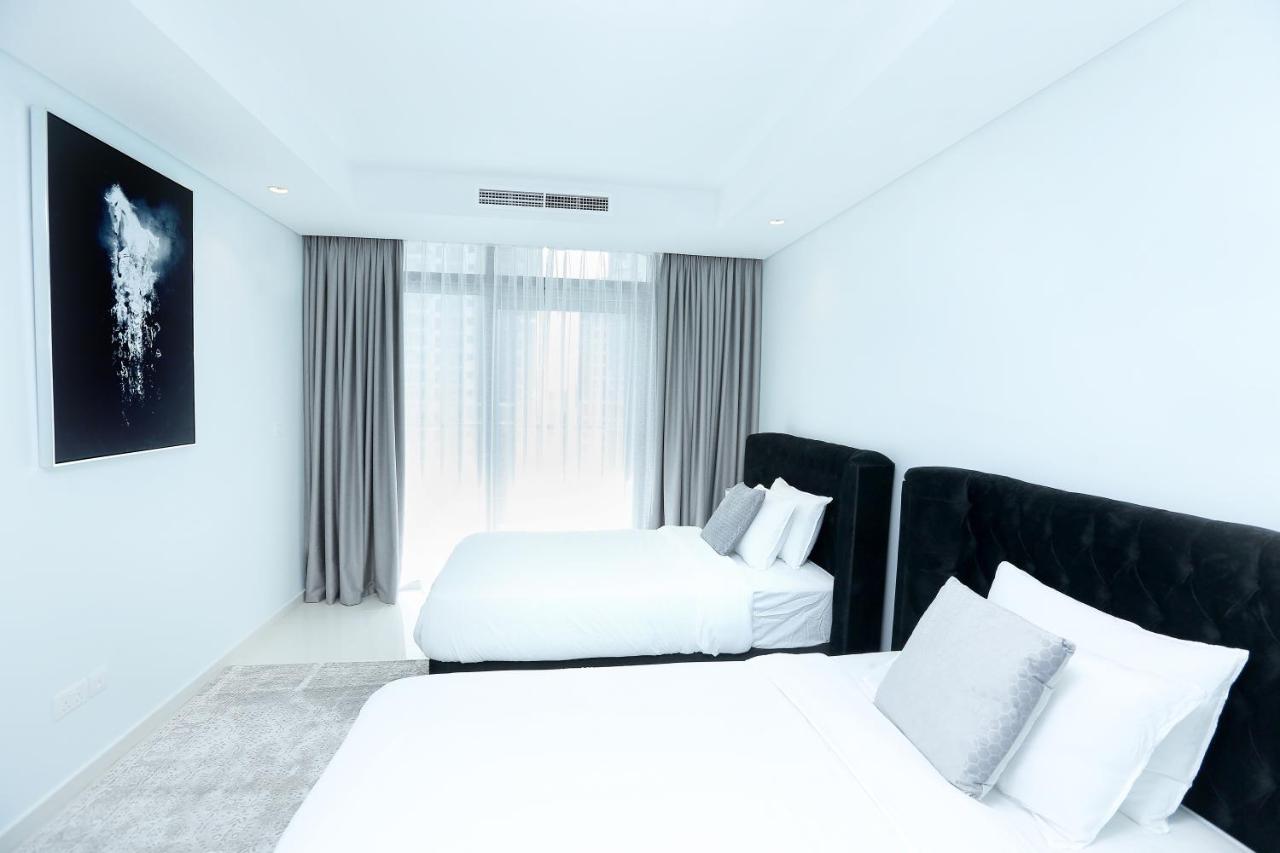 Paramount Midtown -Stunning 2 Bedroom Apt With Burj-Khalifa View ดูไบ ภายนอก รูปภาพ