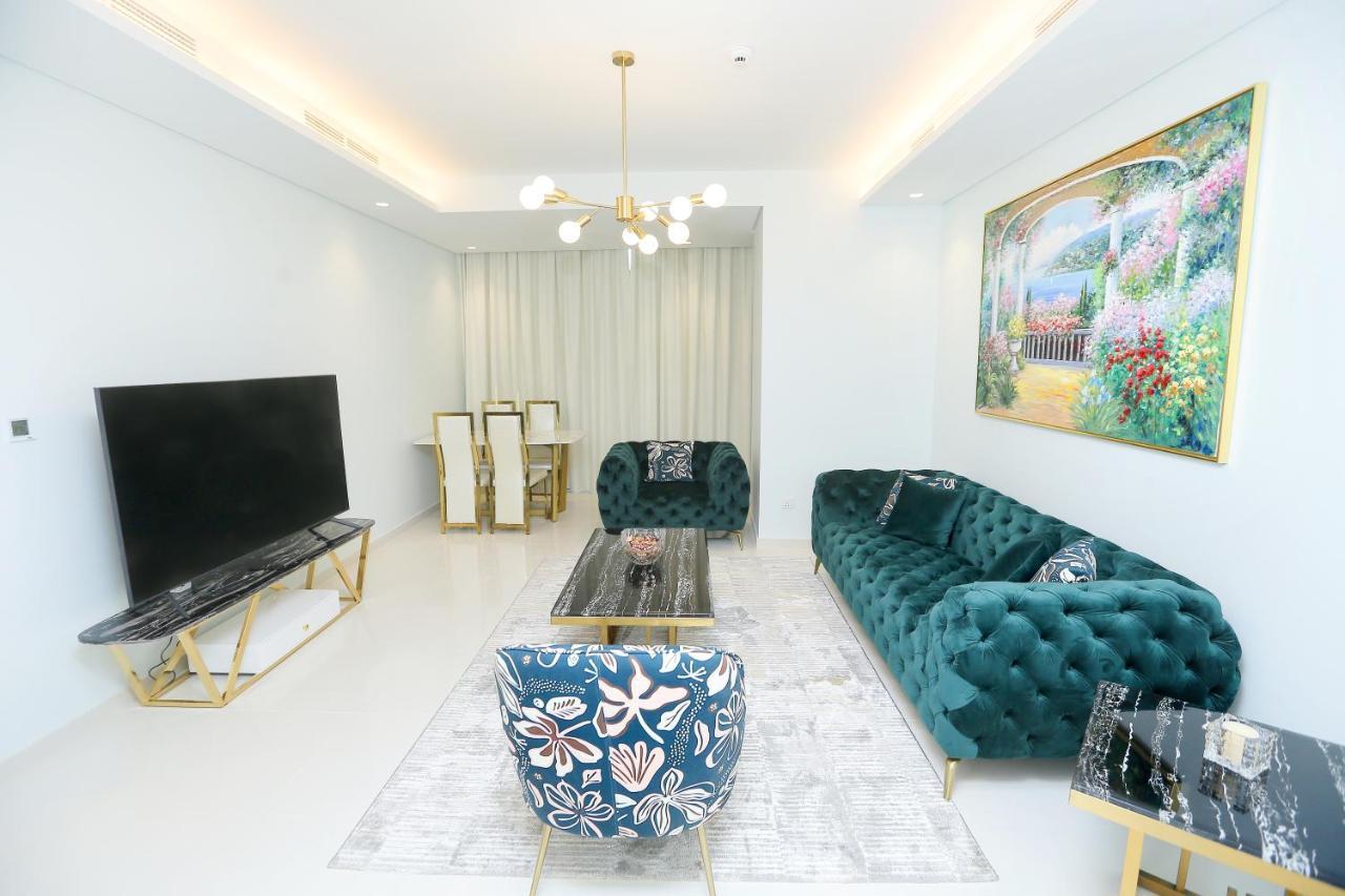 Paramount Midtown -Stunning 2 Bedroom Apt With Burj-Khalifa View ดูไบ ภายนอก รูปภาพ